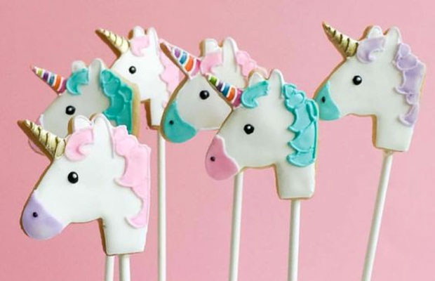 12 Amazing Unicorn Cakes & Bakes To Make or Admire A Mum Reviews