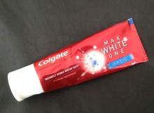 a mum reviews colgate one max white optic review