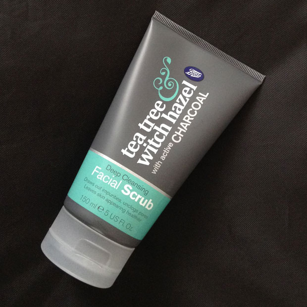 a mum reviews tea tree witch hazel charcoal scrub