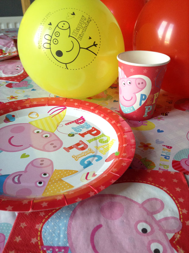 Party Bags & Supplies Peppa Pig Complete Birthday Party Kit Review
