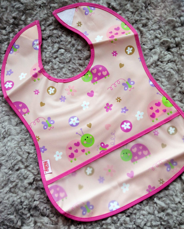 Nûby Catch All Bib Review - A Mum Reviews