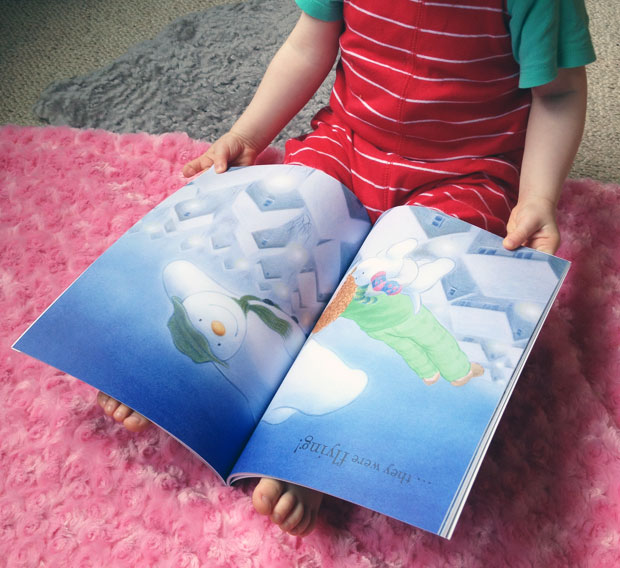 Review: The Snowman and the Snowdog Personalised Book A Mum Reviews