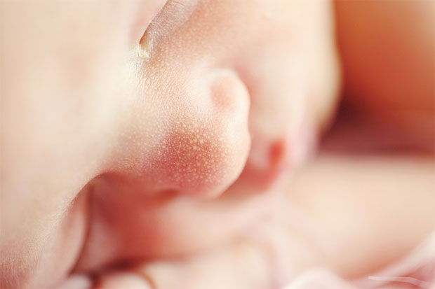 The Importance of Skin to Skin Contact With Your Newborn Baby A Mum Reviews