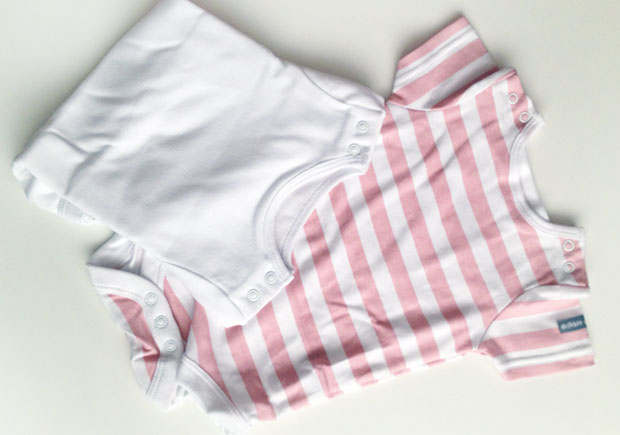 Dribble Stop Tops Review - Keep Your Drooling Baby's Chest Dry! A Mum Reviews