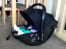Kiddy Evoluna i-size Car Seat Review - with ISOFIX Base 2 included A Mum Reviews