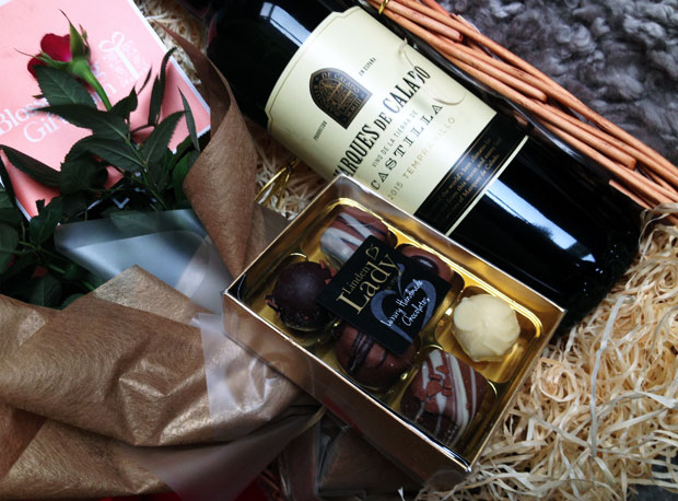 Blossoming Gifts Christmas Red Wine Hamper Review + Giveaway A Mum Reviews