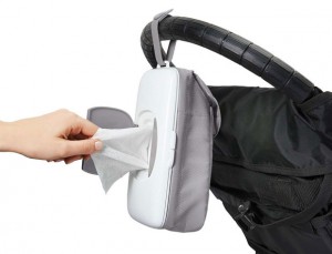 OXO Tot On-the-Go Wipes Dispenser + Nappy Pouch / Review & Giveaway A Mum Reviews