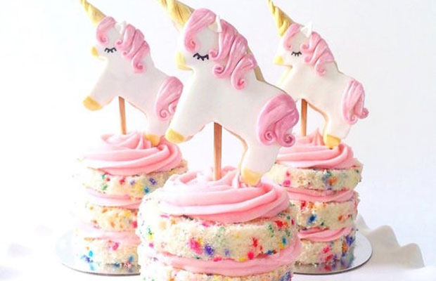 12 Amazing Unicorn Cakes & Bakes To Make or Admire A Mum Reviews