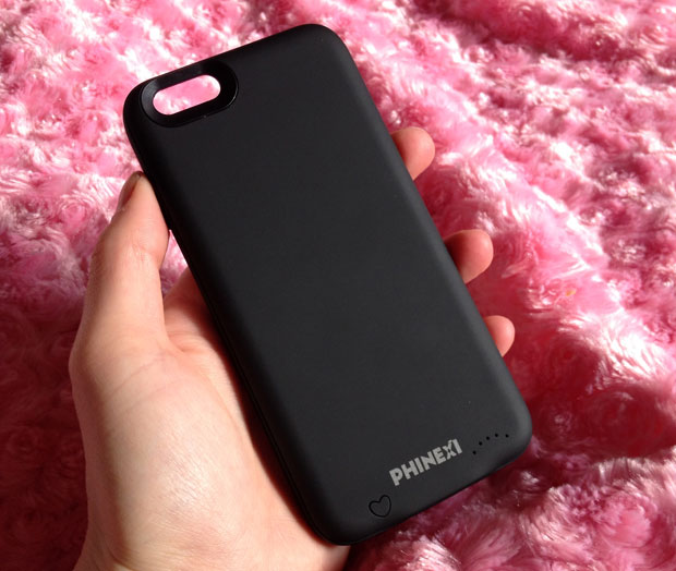 Phinexi iPhone Charging Case Review - The World's Thinnest One A Mum Reviews