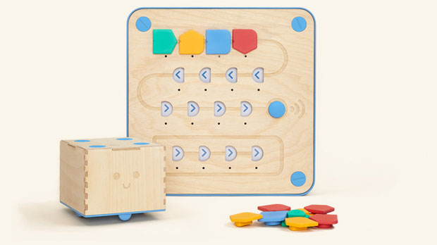 Cubetto Review - No Screen Coding for Children Aged 3+ A Mum Reviews