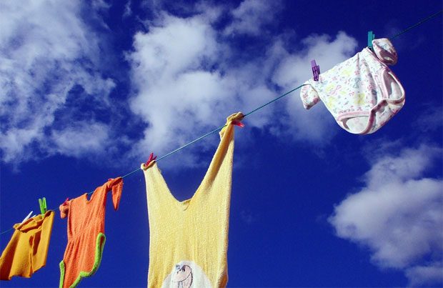 Laundry Tips for Busy Mums - Reach That Empty Washing Basket Goal! A Mum Reviews