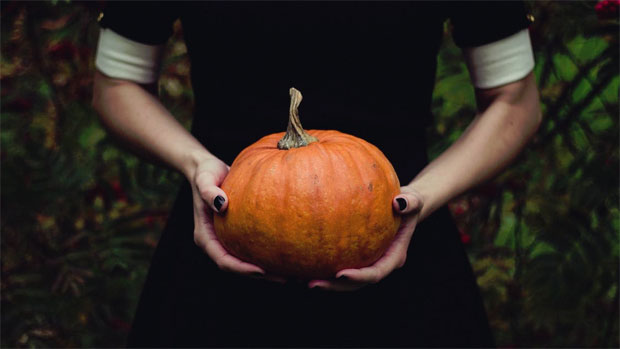 How to Take Spooky Snaps: ‘Tricks or Tips’ for your Halloween Photography! A Mum Reviews