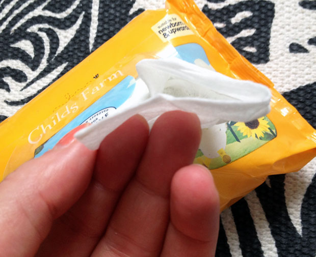 Childs Farm Biodegradable Wipes Review | Grapefruit & Tea Tree A Mum Reviews