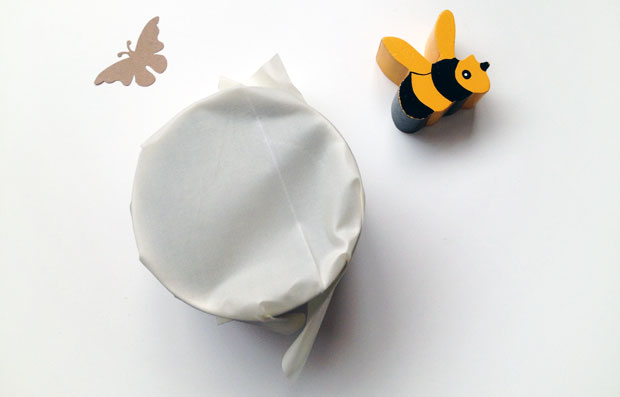 Zero Waste | Buzzcloth Review & Giveaway - UK Beeswax Wraps A Mum Reviews