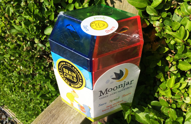 Help Your Kids Learn About Money + Moonjar Moneybox Giveaway A Mum Reviews