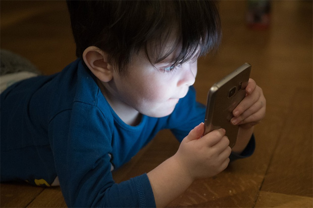 How Does Technology Impact Children’s Social & Fitness Skills? A Mum Reviews