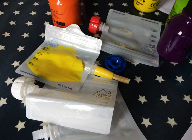 Review + Giveaway: DoddleBags Reusable Baby Pouches + Crafts Set A Mum Reviews
