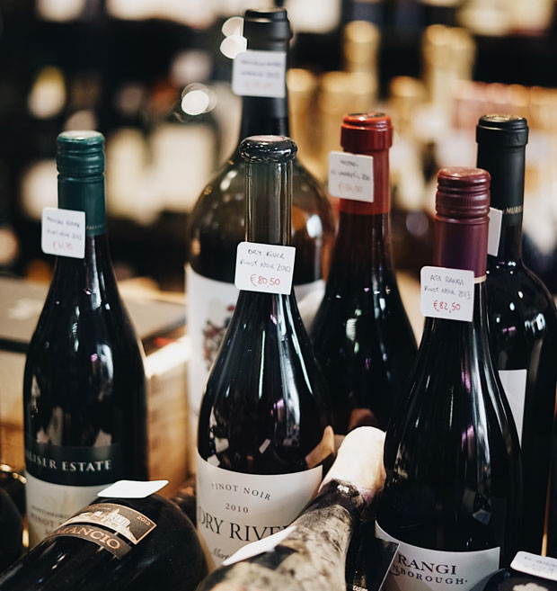 Investing in Fine Wines - An Introduction A Mum Reviews