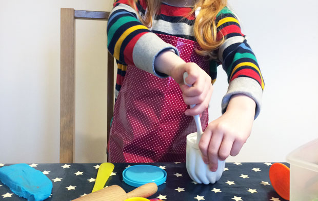 Messy Me Apron and The Messy Tunic Review A Mum Reviews