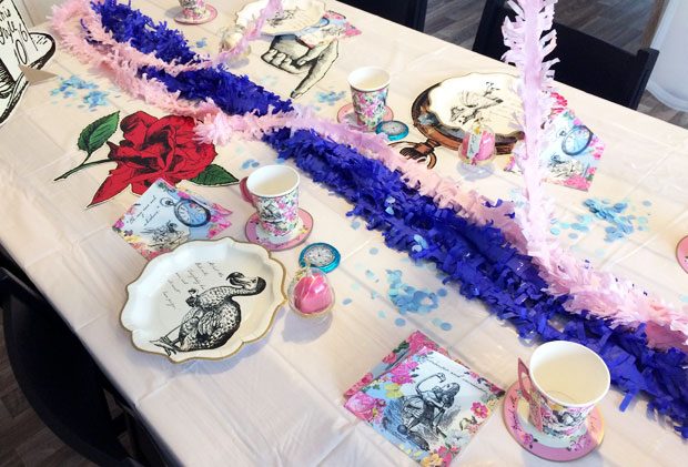 Art & Party Co Alice in Wonderland Party Kit Review A Mum Reviews