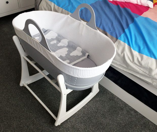 moba moses basket and mattress