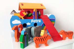Children's Christmas Gift Guide | Win a Lanka Kade Rainbow Noah's Ark! A Mum Reviews