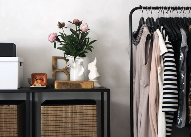 How to Create a Minimalist Capsule Wardrobe A Mum Reviews