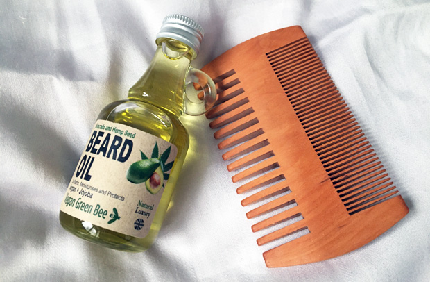 Beard Oil and Comb Valentine's Day Gift Guide