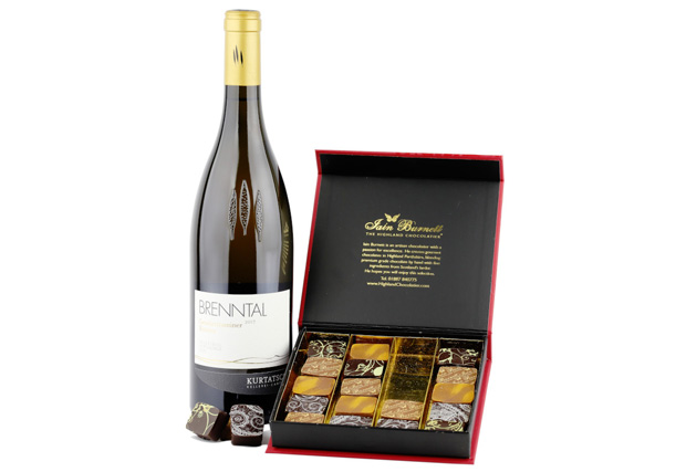 The Best Wine & Chocolate Gift Sets for Valentine’s Day