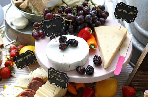 A Quick Guide to Paring Wine and Cheese