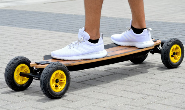 Electric Skateboard for Beginners: 5 Tips and Hacks to Ride Like a Pro