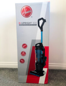 Hoover Upright 300 Vacuum Cleaner Pets Review