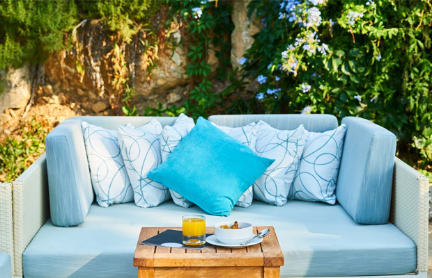 How To Spring Clean Your Garden Furniture
