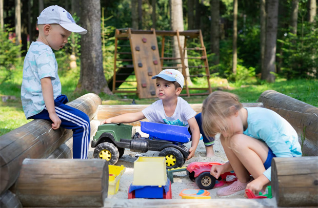 5 Best Outdoor Toys for Kids