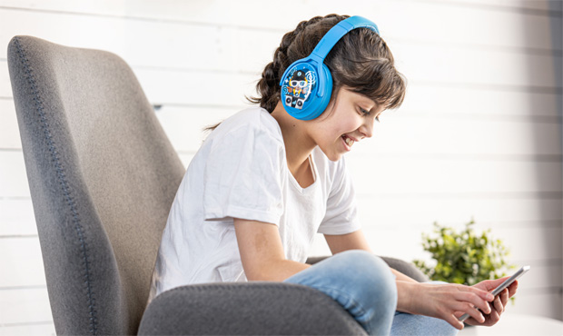 BuddyPhones Cosmos+ Active Noise Cancelling Bluetooth Headphones for Kids Review