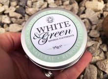 White & Green Mineral Toothpaste Review | from The Green Woman