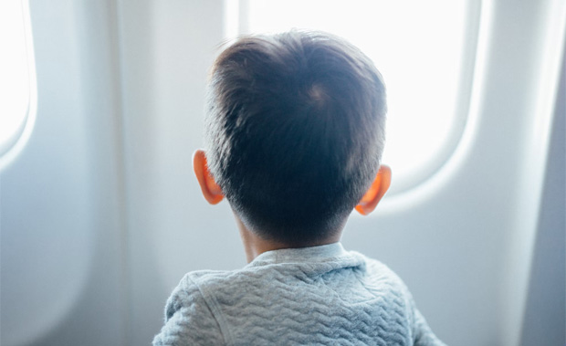 How To Keep Your Children Entertained During Long Airplane Rides