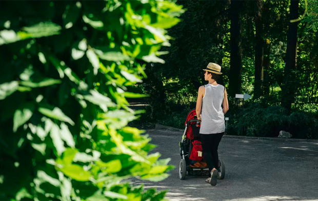 Parenting Essentials: 5 Benefits of Using a Baby Stroller For Your Newborn