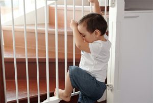 5 Best Retractable Baby Gates (2022 Compared) A Mum Reviews