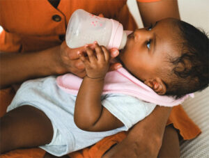 Baby Formula Baby Bottle Feeding