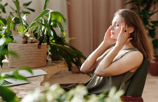 8 Home Remedies for Headaches
