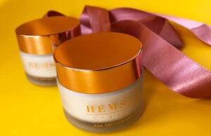 Hemsley Organics Skincare Hydrating Age Defying Day & Night Cream