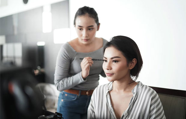 The Ultimate Guide to Choosing the Right Short Makeup Course in Melbourne