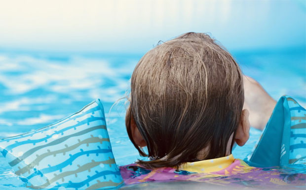 5 Tips To Encourage Children To Learn To Swim