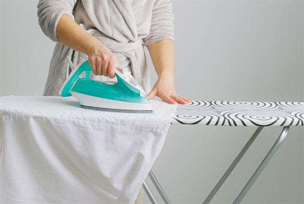 Vileda | The Best Ironing Boards and Covers to Make Ironing a Breeze