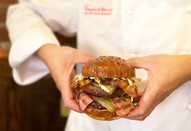 Frankie & Benny’s Best Burger Ever + Other Delicious Foods!