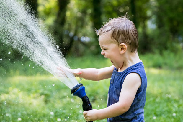 How To Keep Your Kids Happy and Healthy This Summer