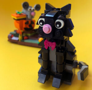 LEGO BLACK CAT LEGO Build Ideas For When You Need Some Inspiration