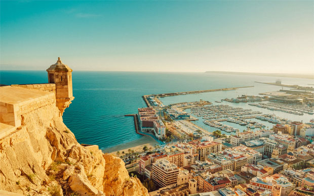 How to Get Around & Things to do in Alicante