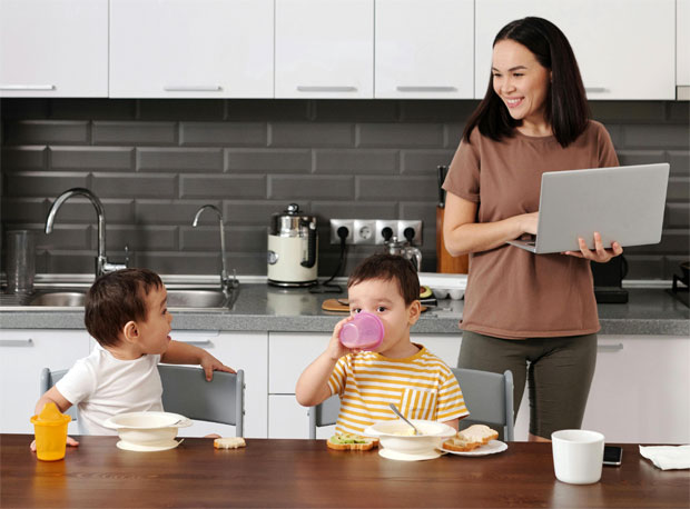 Balancing Work and Family: Practical Strategies for Working Parents